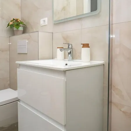Seaside With A Swimming Pool Seget Donji, - 22929 Appartamento Traù